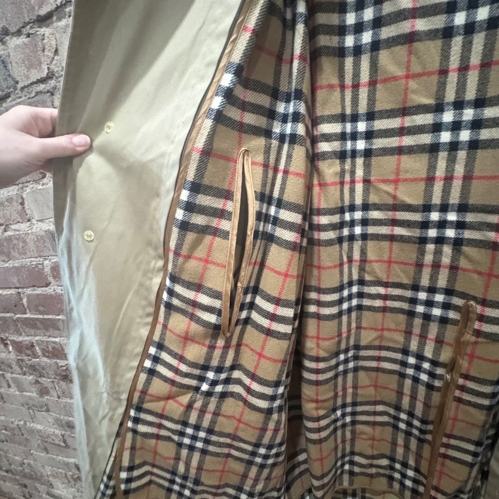 Burberry Vintage Trench Coat – Size 40 Regular – Zip-In Nova Check Liner - Picture 7 of 16